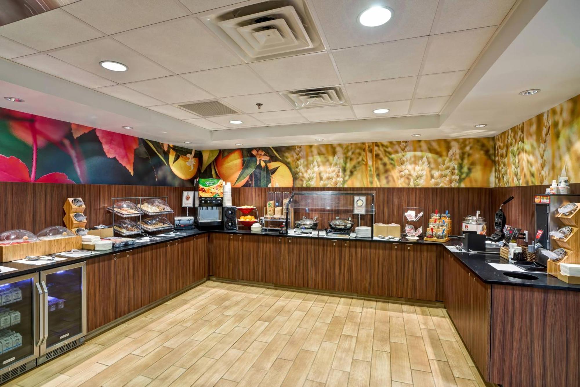 Fairfield & Hotel 3*